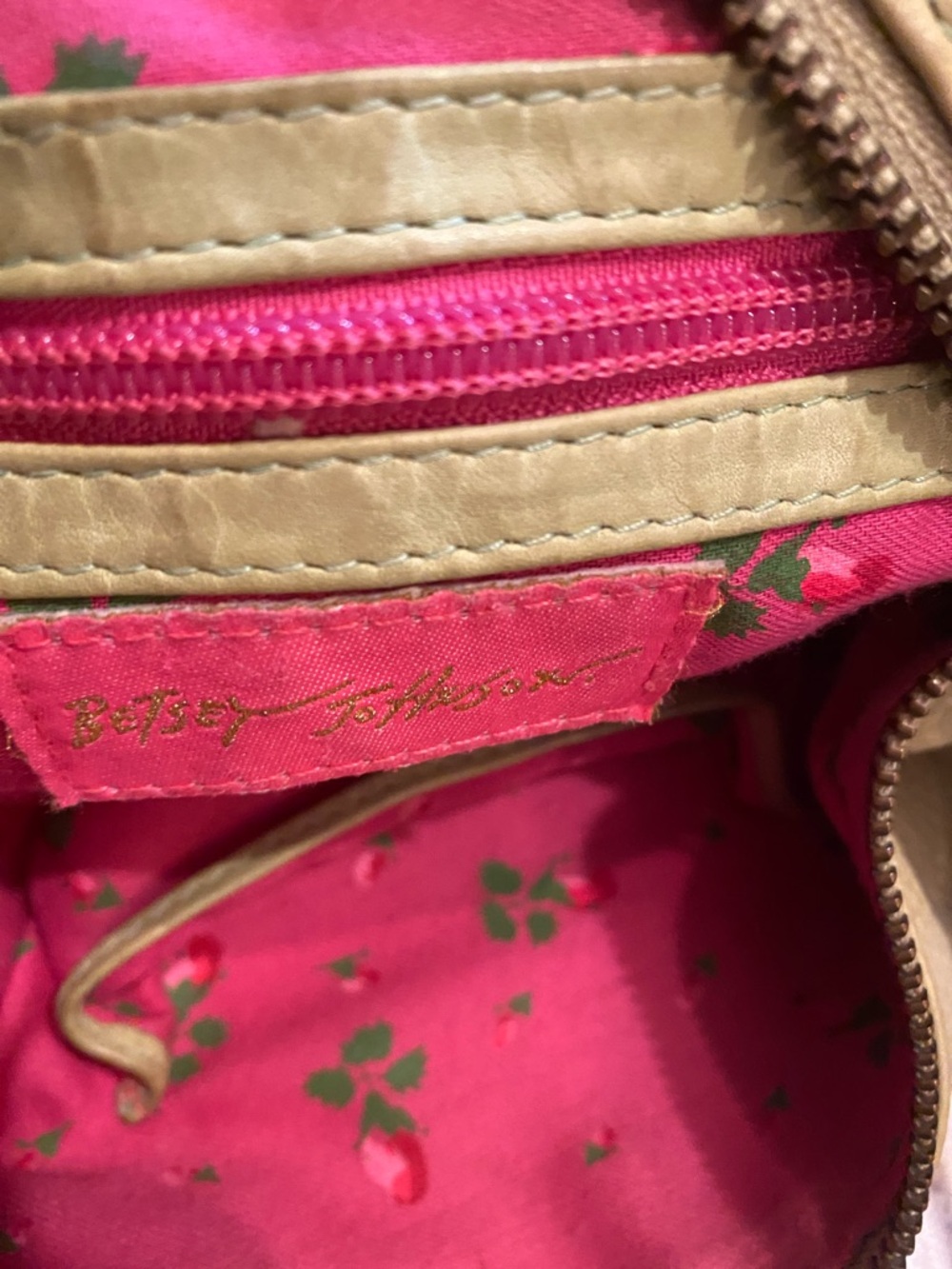 Betsey Johnson light green Leather Shoulder Bag with Brown Strap - Picture 4 of 6